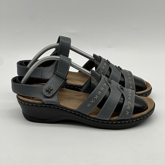 Clarks Collection Laurieann Blue Studded Ankle Strap Sandals Women's Size 10W - Picture 2 of 10